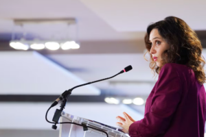 Ayuso Carga Contra Sánchez