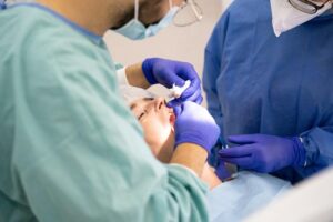 Implante dental